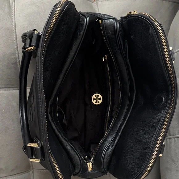 Tory Burch Black Leather Shoulder Bag - Picture 8 of 11